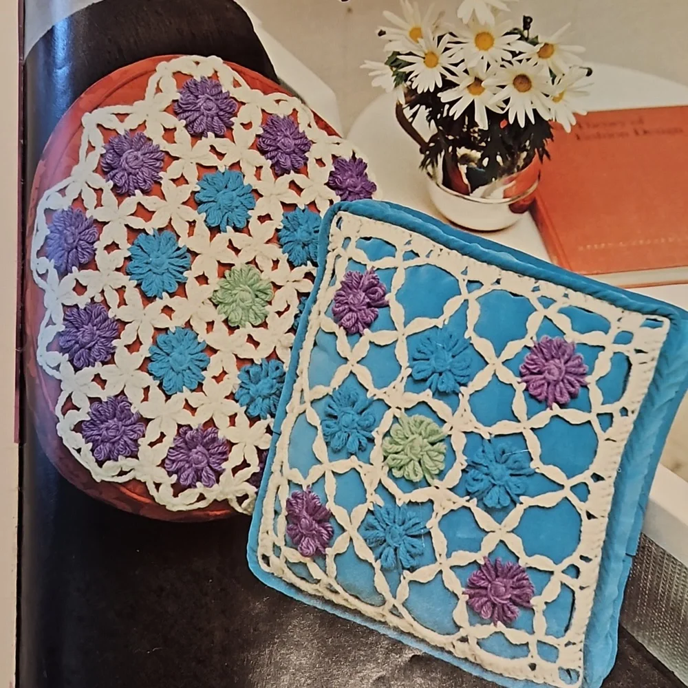 2 vintage crochet pattern instruction booklets 60s 70s granny squares shrink